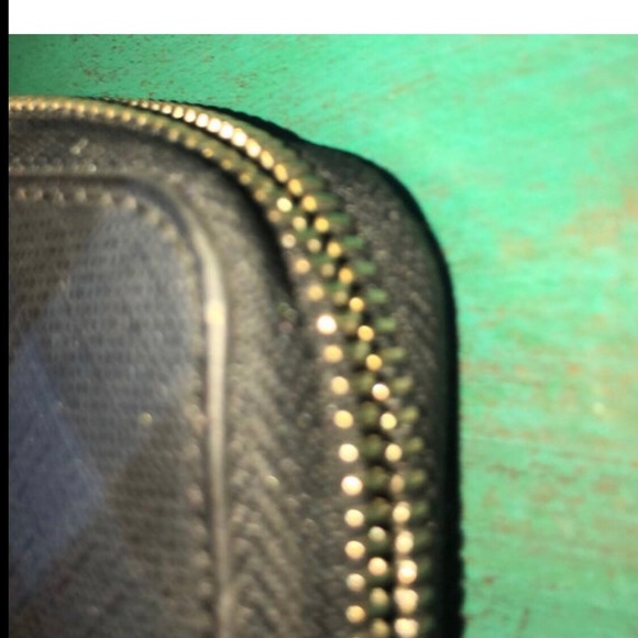 Burberry Wallet - Picture 5 of 7